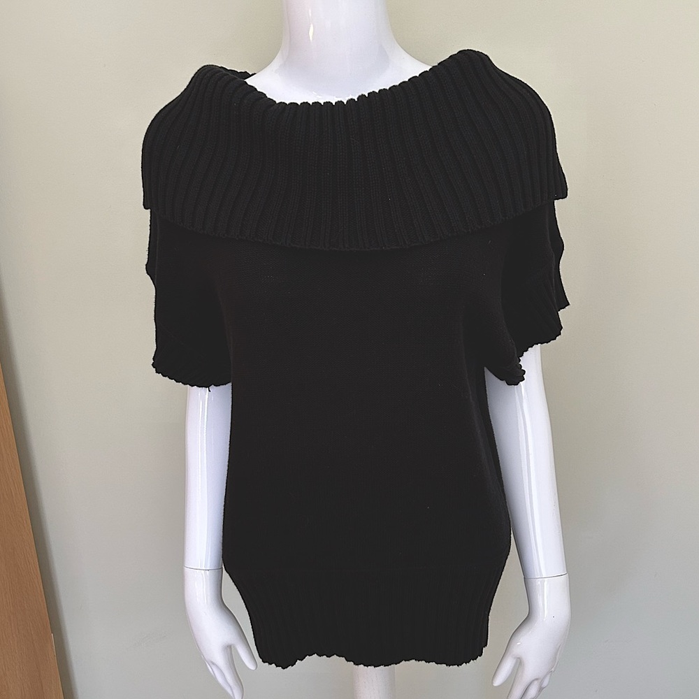 Kenneth Cole large collar sweater